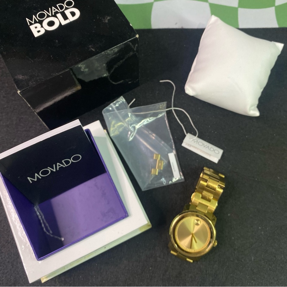 MOVADO BOLD 3600258 STAINLESS 42.5MM GOLD DIAL WATCH MB.01.1.34.6136 Unisex